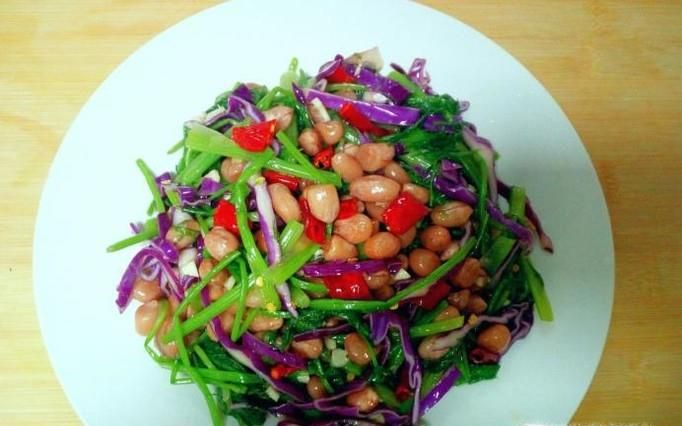 茴香凉拌花生米的家常做法