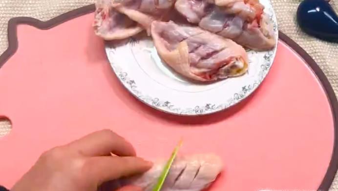 怎么做蛋黄鸡翅