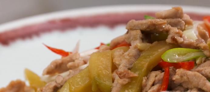 榨菜炒肉丝怎么做?