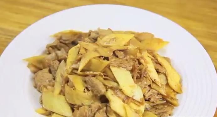 茭白炒五花肉怎么做好吃 茭白需要焯水