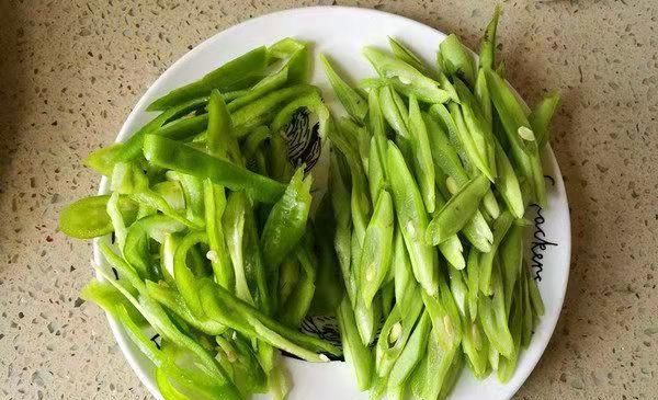 四季豆炒肉的做法
