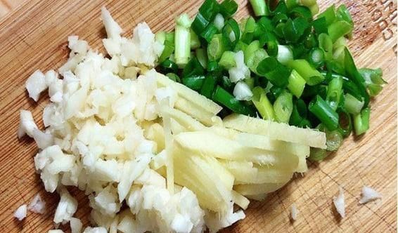 酸辣土豆丝的家常做法