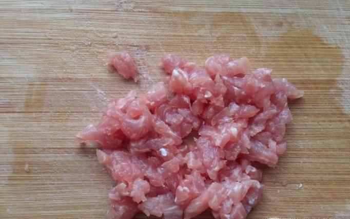 瘦肉豌豆鸡蛋汤的做法