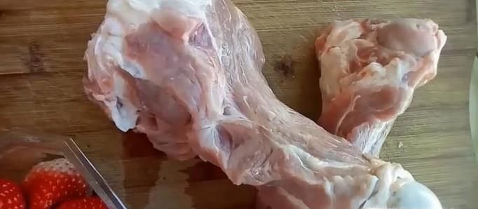 酸菜大骨头的家常做法