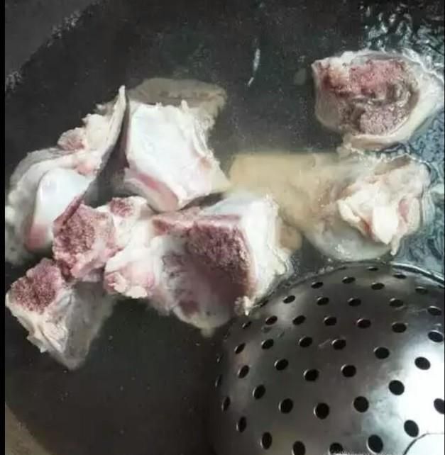 大骨头怎么炖萝卜好吃