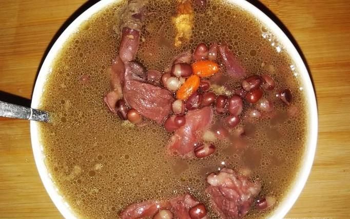 红豆炖隔山肉汤的做法