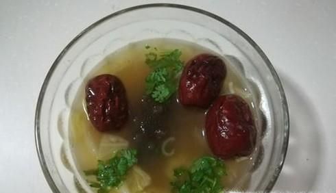 食补佳品海参炖汤的做法
