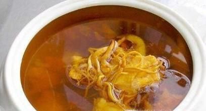 如何炖制营养美味的虫草花排骨汤?