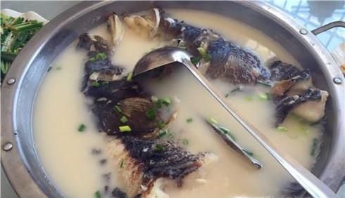 清炖鱼头汤最佳做法