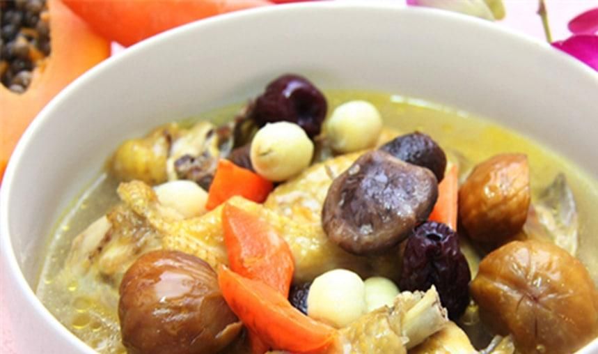 椰子栗子煲鸡汤做法有哪些