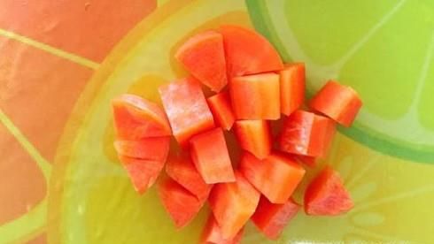 家常虾仁耳光炒饭的做法