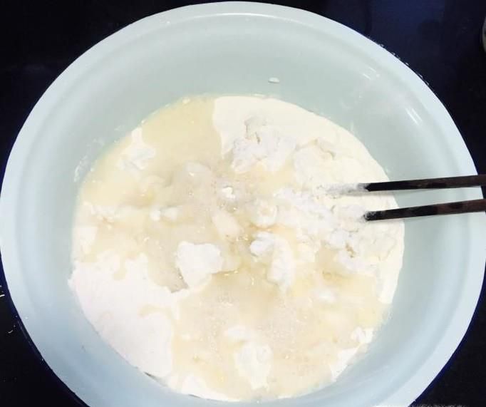 韭菜木耳鸡蛋虾皮蒸饺的家常做法