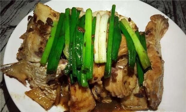 豆豉红烧鱼腩的家常做法