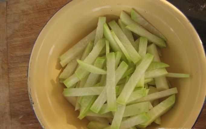 腌制萝卜干的做法