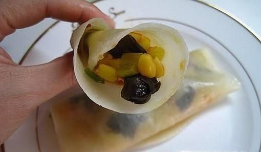 饺子皮做春饼的做法