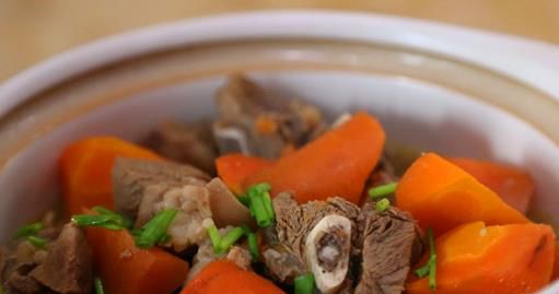 胡萝卜炖羊肉的营养价值，胡萝卜炖羊肉的做法