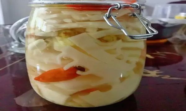 酸笋的做法怎么腌制制作方法 制作酸笋的注意事项