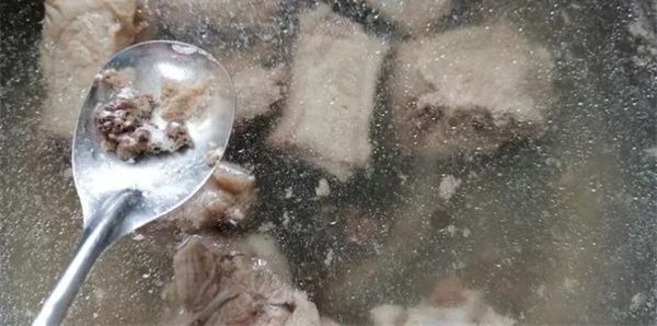 清炖排骨怎么炖好吃又营养 清炖排骨的营养价值