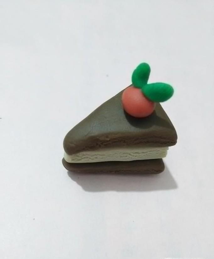 粘土蛋糕的家常做法