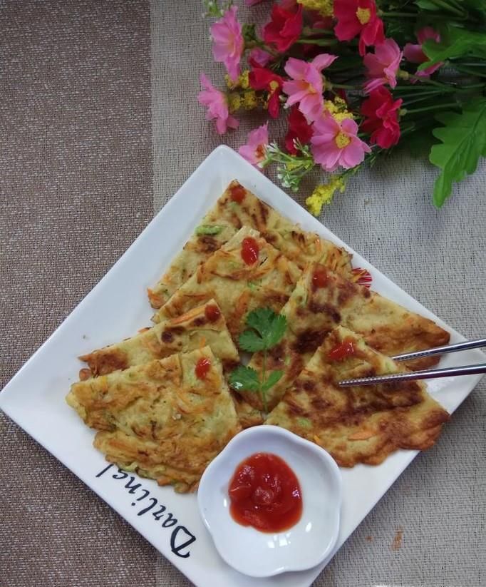 怎样做美味的西葫芦胡萝卜鸡蛋饼？