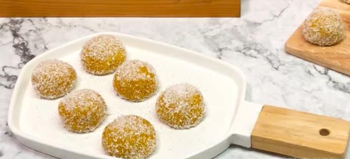 怎么做南瓜椰蓉球？