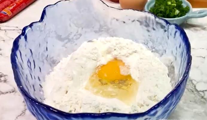 怎么做番茄鸡蛋饼？