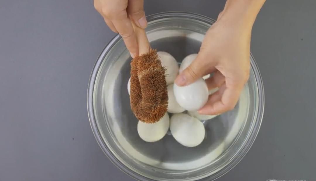 怎么腌咸鸭蛋？