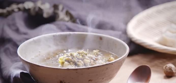 黄鱼雪菜大馄饨的做法