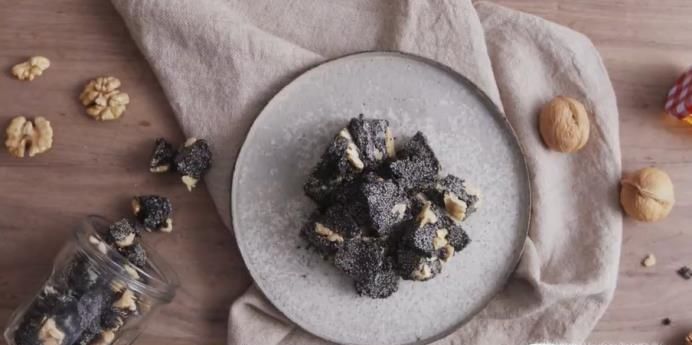 怎么做芝麻核桃糖？