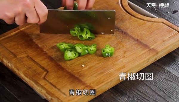 印度茄子咖喱怎么做 印度茄子咖喱的做法