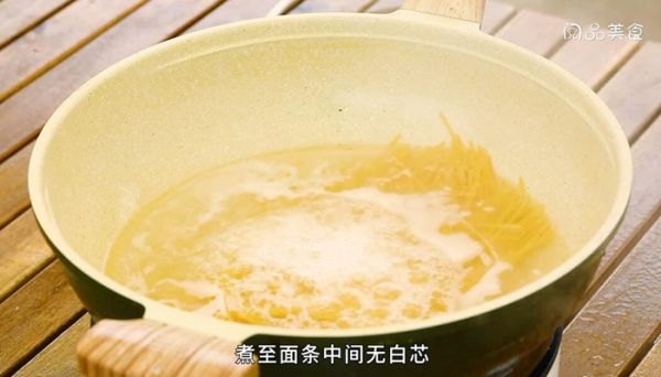 意面荷包蛋的做法 意面荷包蛋怎么做