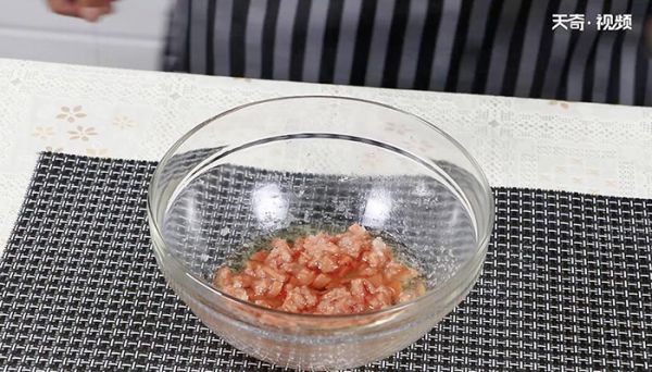 云腿月饼的做法 云腿月饼怎么做