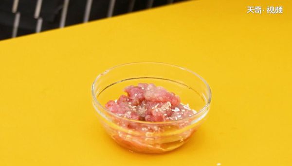 白萝卜炒肉片的做法 白萝卜炒肉片怎么做