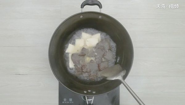 醋溜双色豆腐的做法 怎么做醋溜双色豆腐