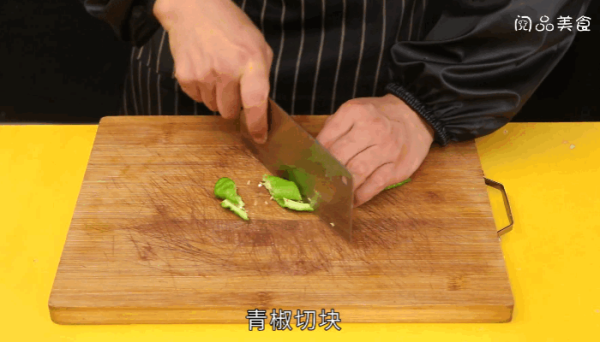 青椒炒鸭肉做法  青椒炒鸭肉怎么做