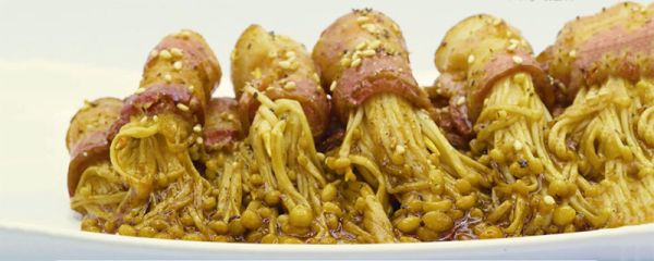 金针菇的做法 培根金针菇的家常做法