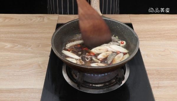 葱烧海参的做法 葱烧海参怎么做好吃