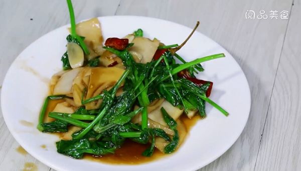 冬笋豌豆尖的做法 冬笋豌豆尖怎么做