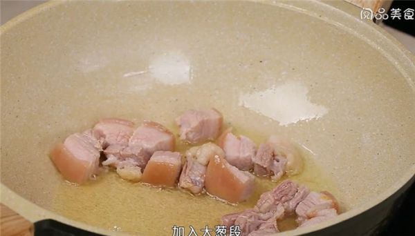 五花肉与土豆怎么做 五花肉与土豆的做法