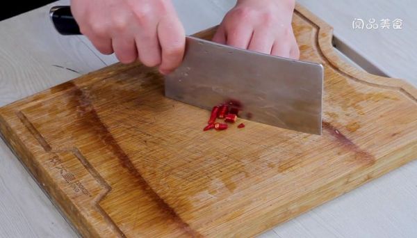 蒜蓉蒸紫茄做法步骤 蒜蓉蒸紫茄怎么做