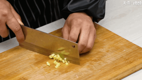 糖醋小黄鱼的做法,糖醋小黄鱼怎么做