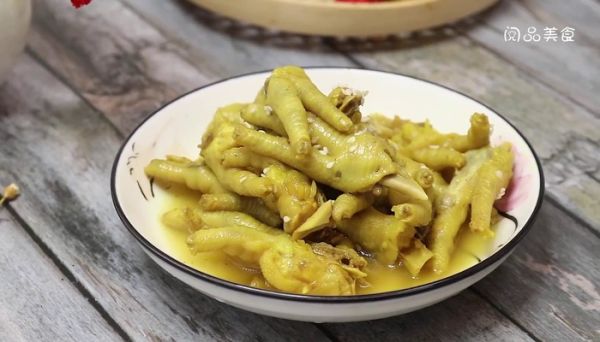 盐煸鸡爪的做法 盐煸鸡爪怎么做好吃