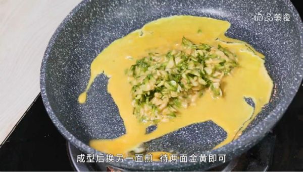 槐花煎饼的做法 槐花煎饼怎么做