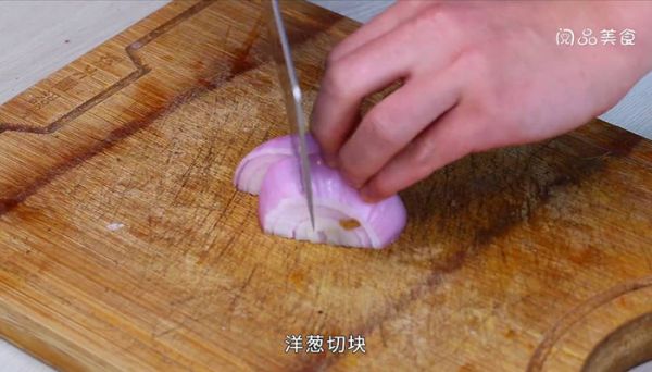咖喱猪肉牛奶饭 咖喱猪肉牛奶饭的做法