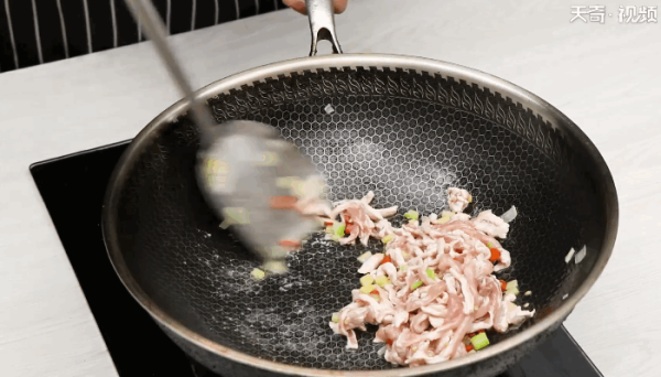肉丝黄花菜的做法，肉丝黄花菜怎么做