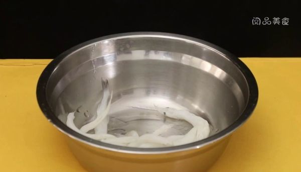 萝卜银鱼大骨汤的做法 萝卜银鱼大骨汤怎么做好吃