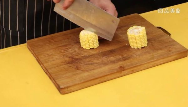 萝卜银鱼大骨汤的做法 萝卜银鱼大骨汤怎么做好吃