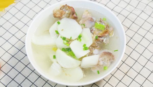 猪脚炖白萝卜怎么做 猪脚炖白萝卜的做法是什么