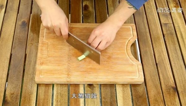 竹荪排骨汤的做法 竹荪排骨汤怎么做