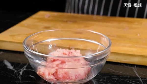 口蘑扒鱼脯的做法 怎么做